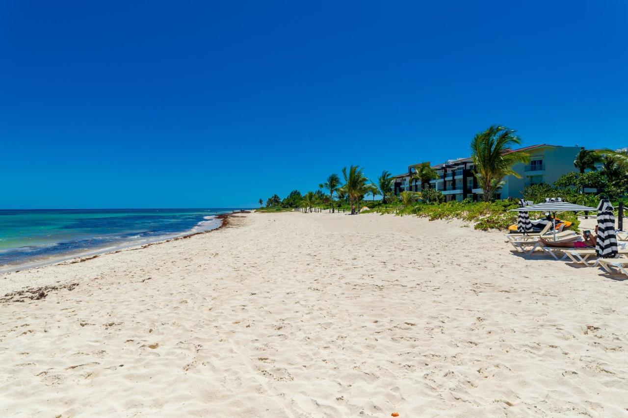Mareazul Beach Front Condos At Плайя-дель-Кармен Екстер'єр фото