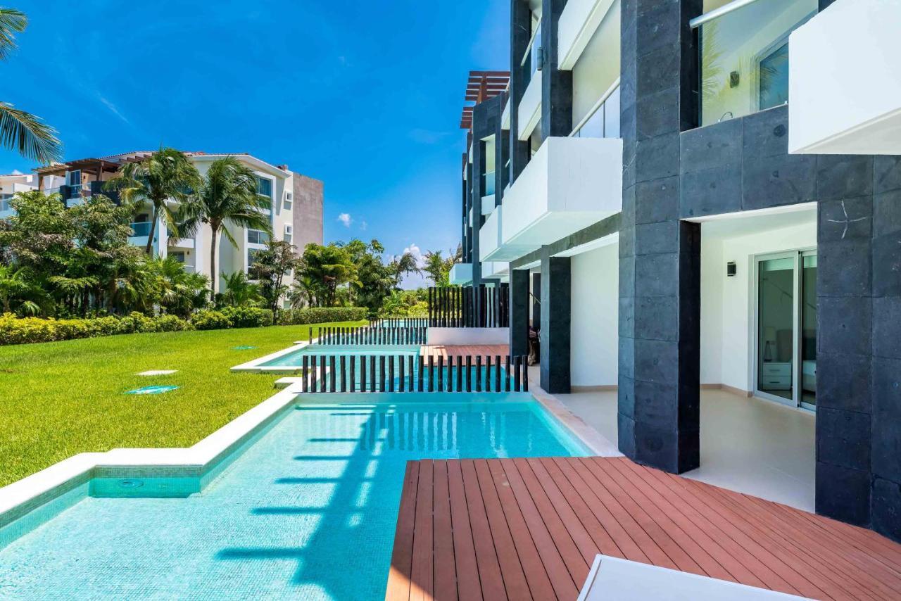 Mareazul Beach Front Condos At Плайя-дель-Кармен Екстер'єр фото